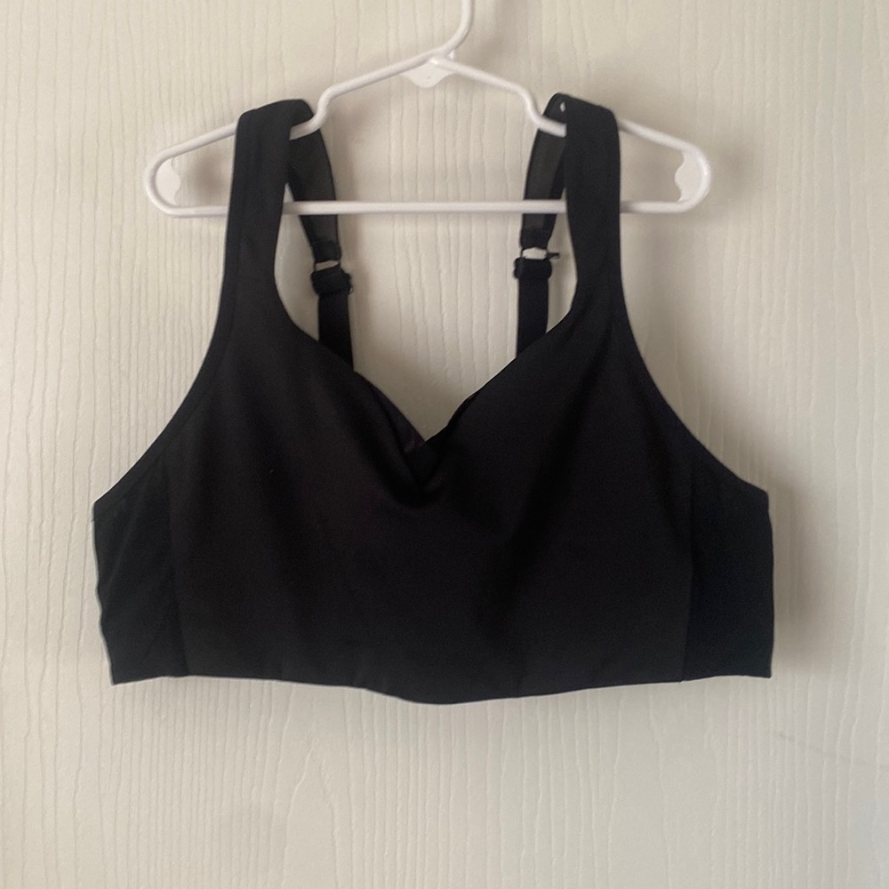 Black Sports Bra
